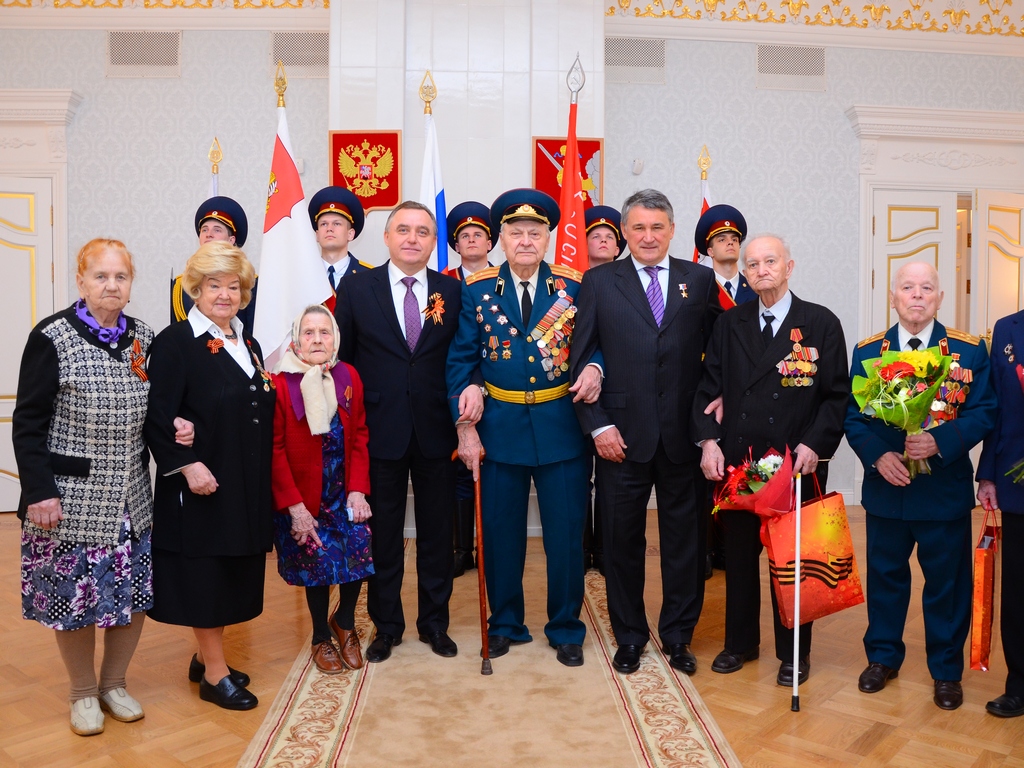 Более пяти тысяч ветеранов получили медали «70 лет Победы в Великой Отечественной войне»