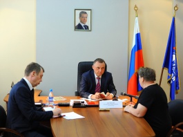 Глава города Евгений Шулепов ответил на вопросы вологжан во время личного приема граждан 