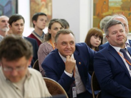 Глава Вологды Евгений Шулепов посетил площадки форума «Социальные инновации. Лига молодых»
