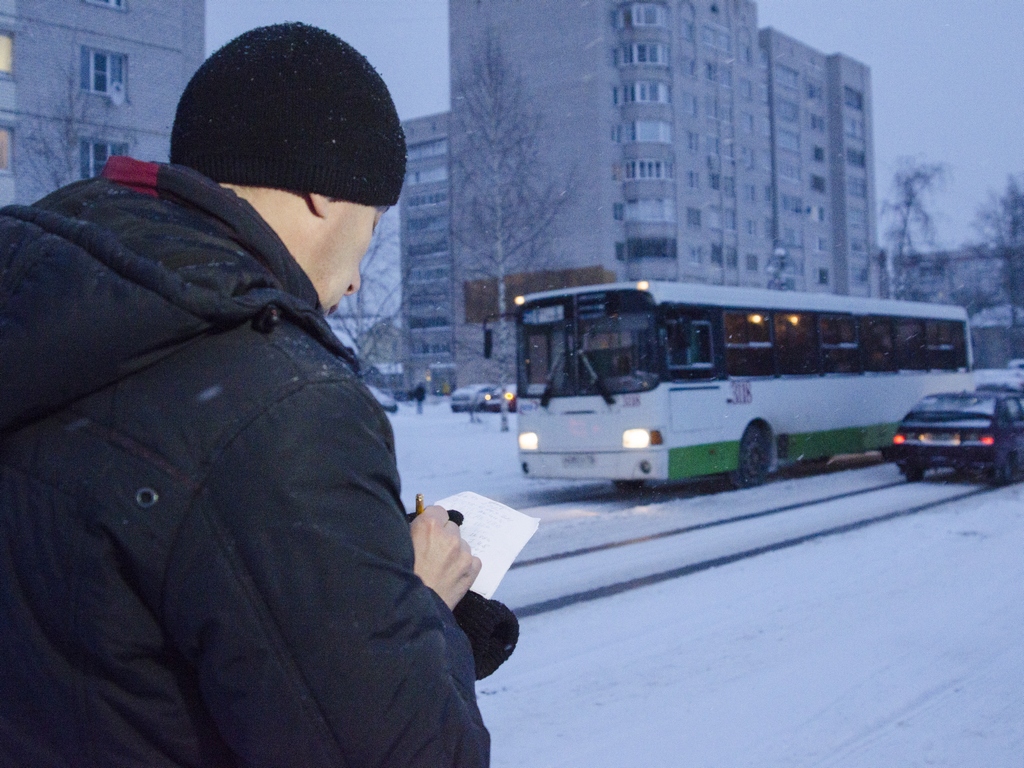 Внеплановая проверка работы общественного транспорта прошла в районе улицы Преминина