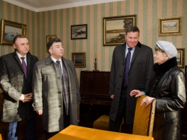 В Вологде торжественно открыли музей-квартиру писателя Василия Белова