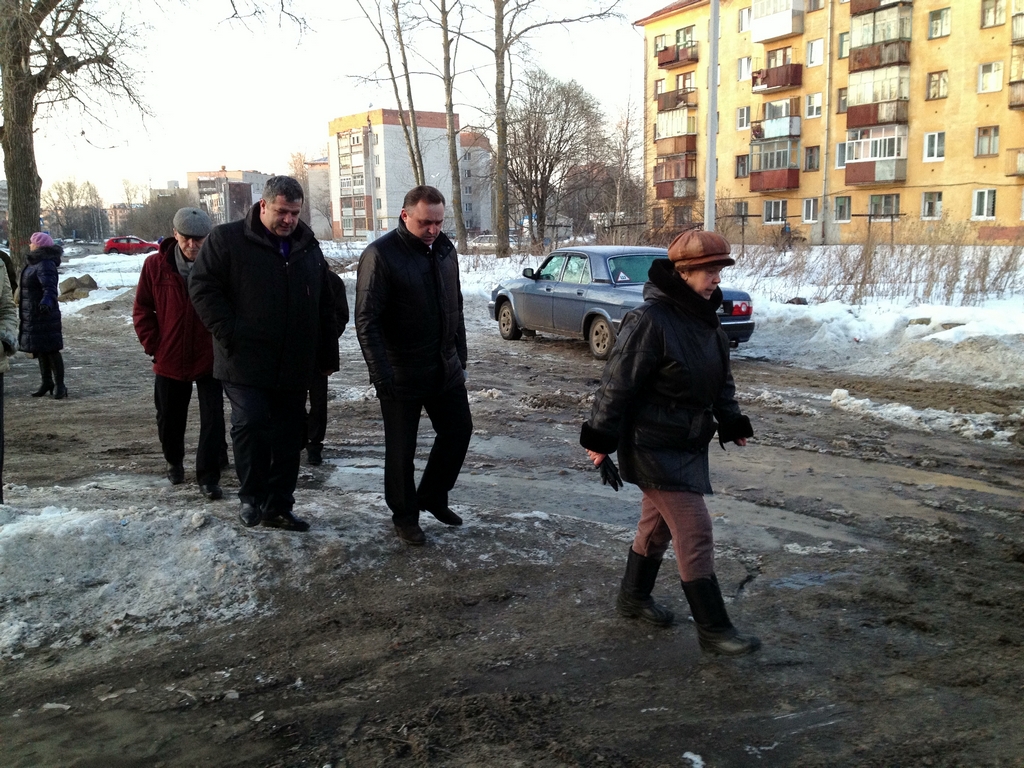 Глава Вологды Евгений Шулепов обсудил с жителями улицы Некрасова план ее реконструкции