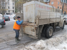 Привести в порядок ливневую канализацию и откачать воду с улиц поручил Глава Вологды Евгений Шулепов 
