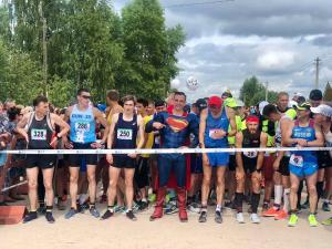 Награждены победители III Всероссийского сельского марафона в Сметанино на дистанции 10 километров! 